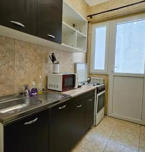 The Perfect Location Studio! * Бухарест