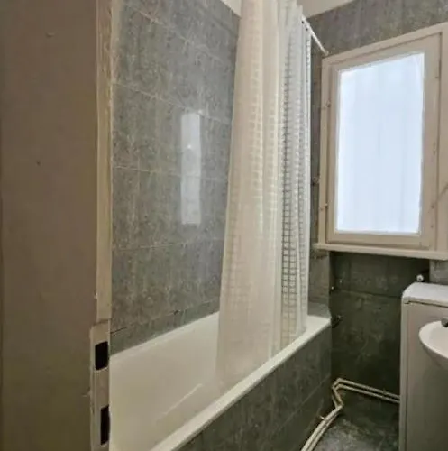 The Perfect Location Studio!