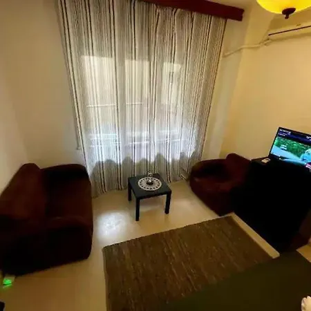 The Perfect Location Studio! *